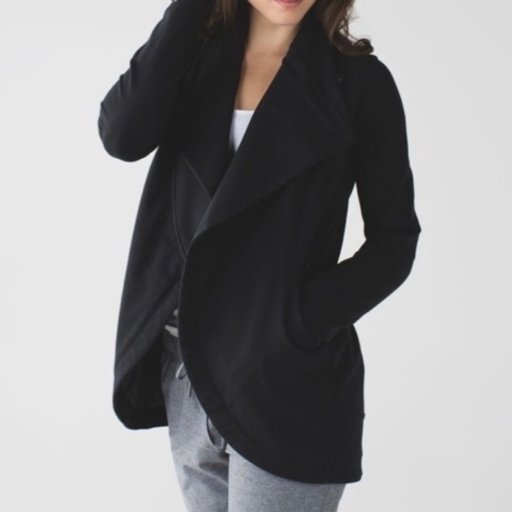 LULULEMON That’s A Wrap Women 6 Cardigan Open Front Button Up Sweater